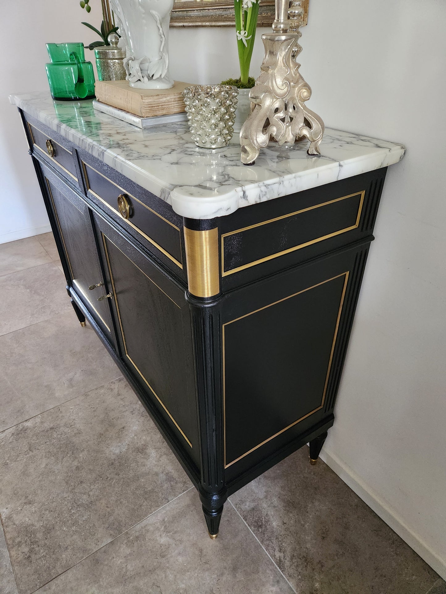 Buffet Louis XVI, marbre de Carrare