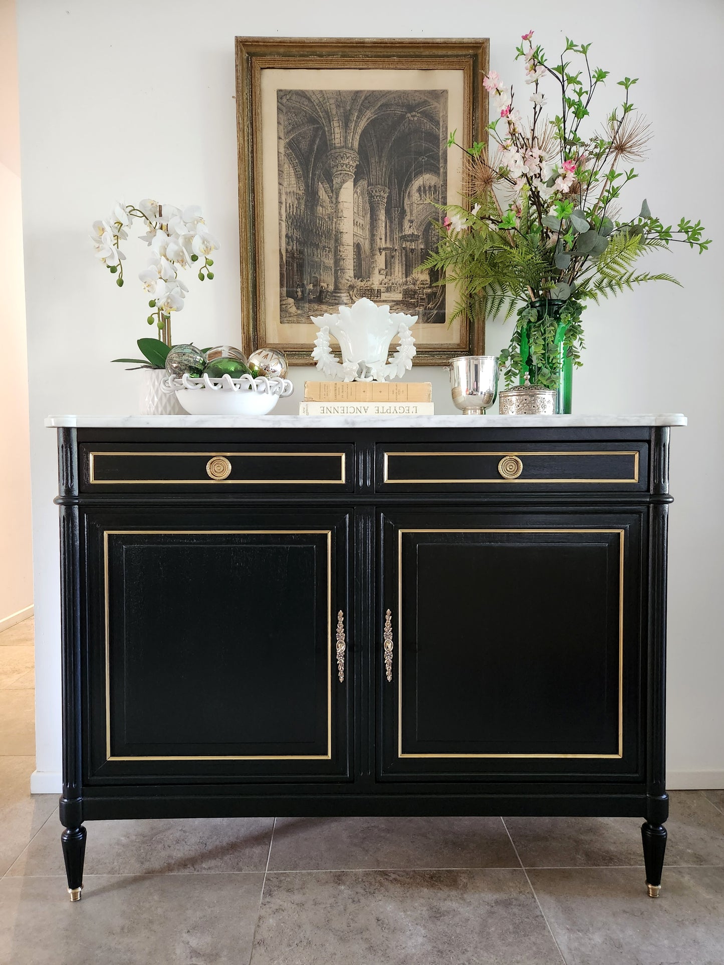 Buffet Louis XVI, marbre de Carrare, Bronze.