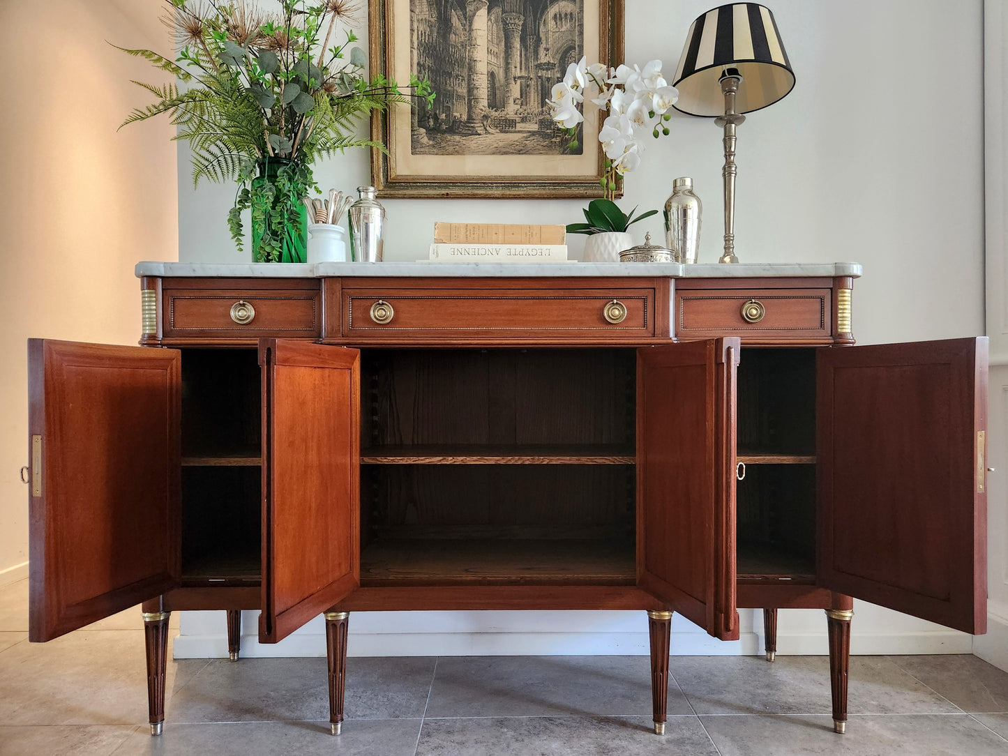 Buffet ancien Louis XVI, marbre de Carrare et Bronze.