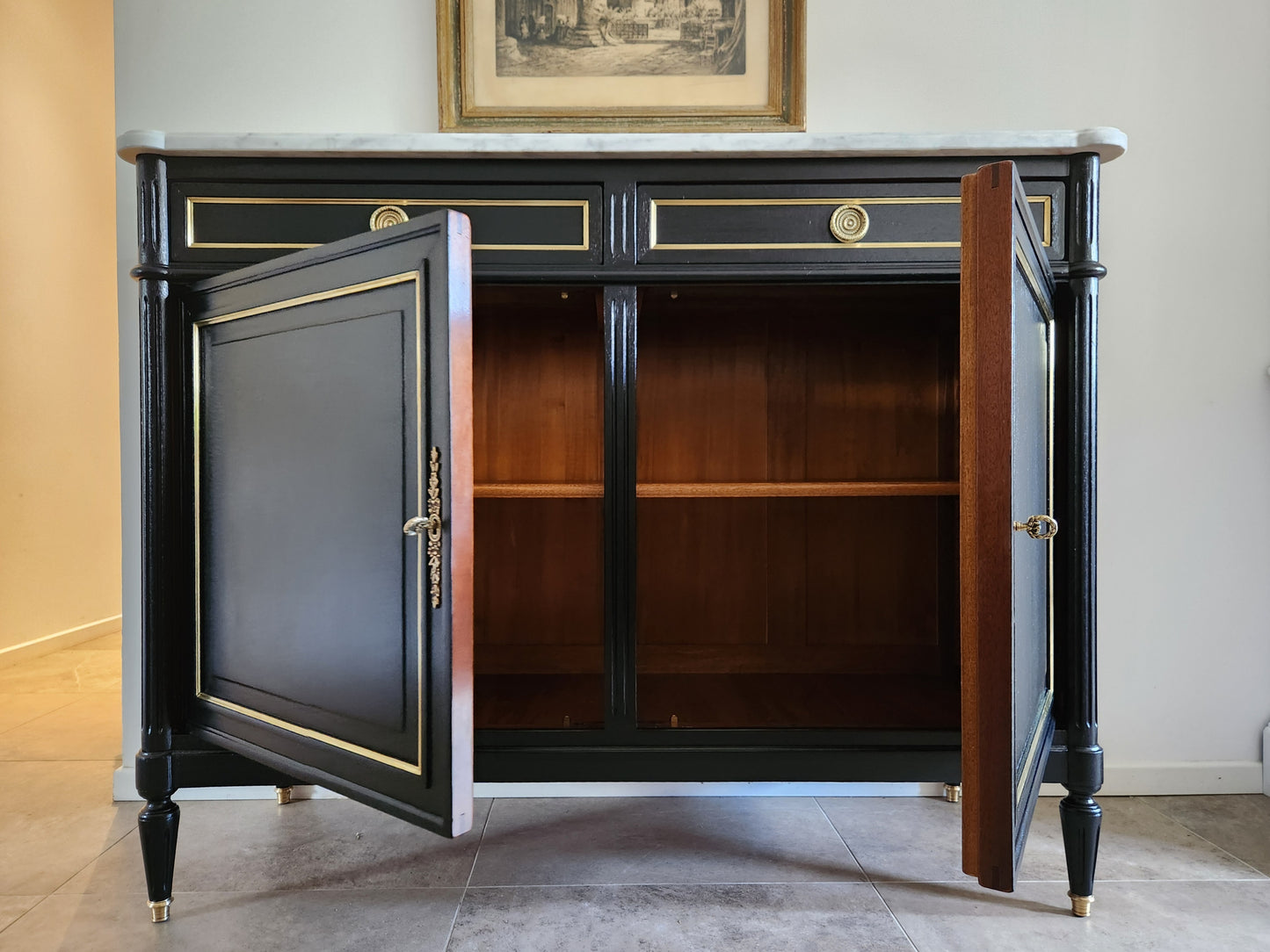 Buffet Louis XVI, marbre de Carrare, Bronze.