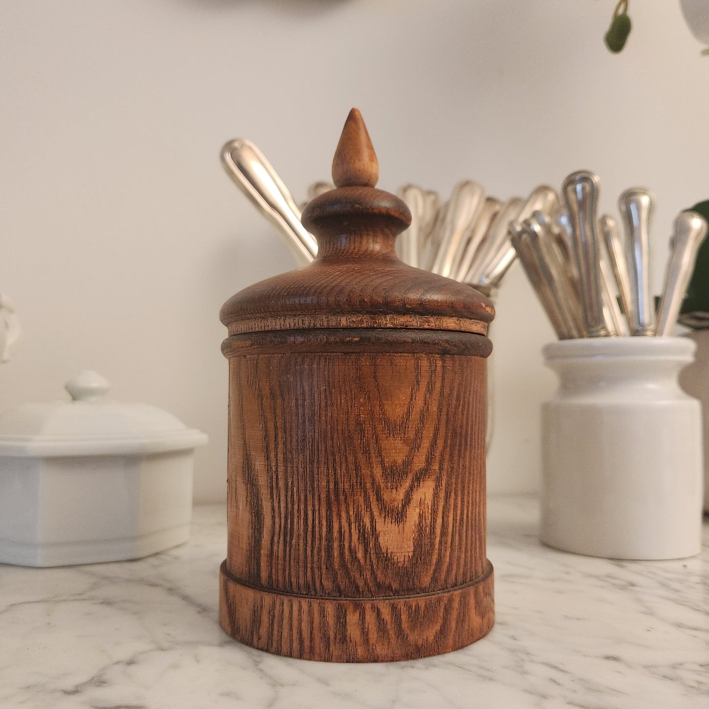 Ancien pot à tabac