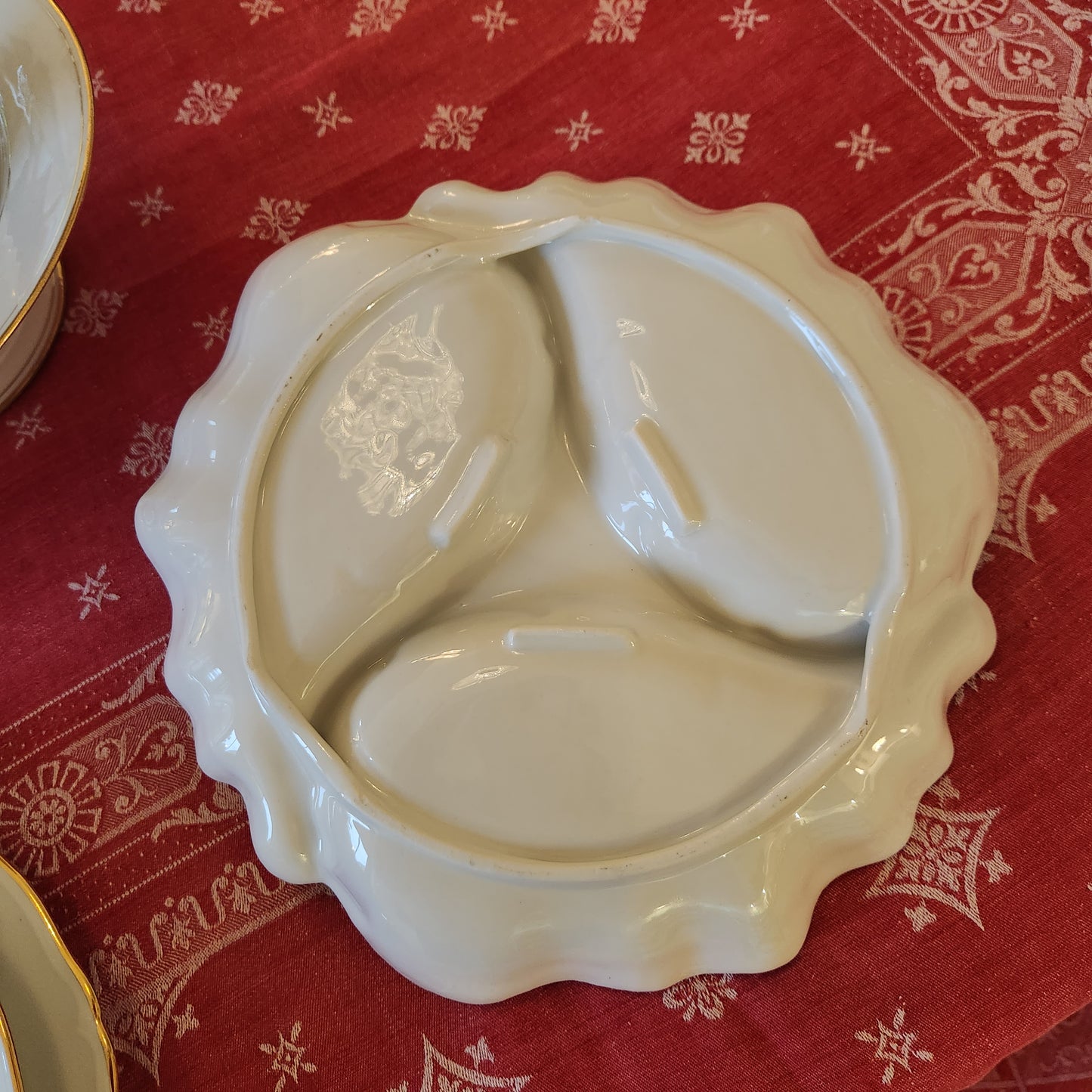 Serviteur en porcelaine