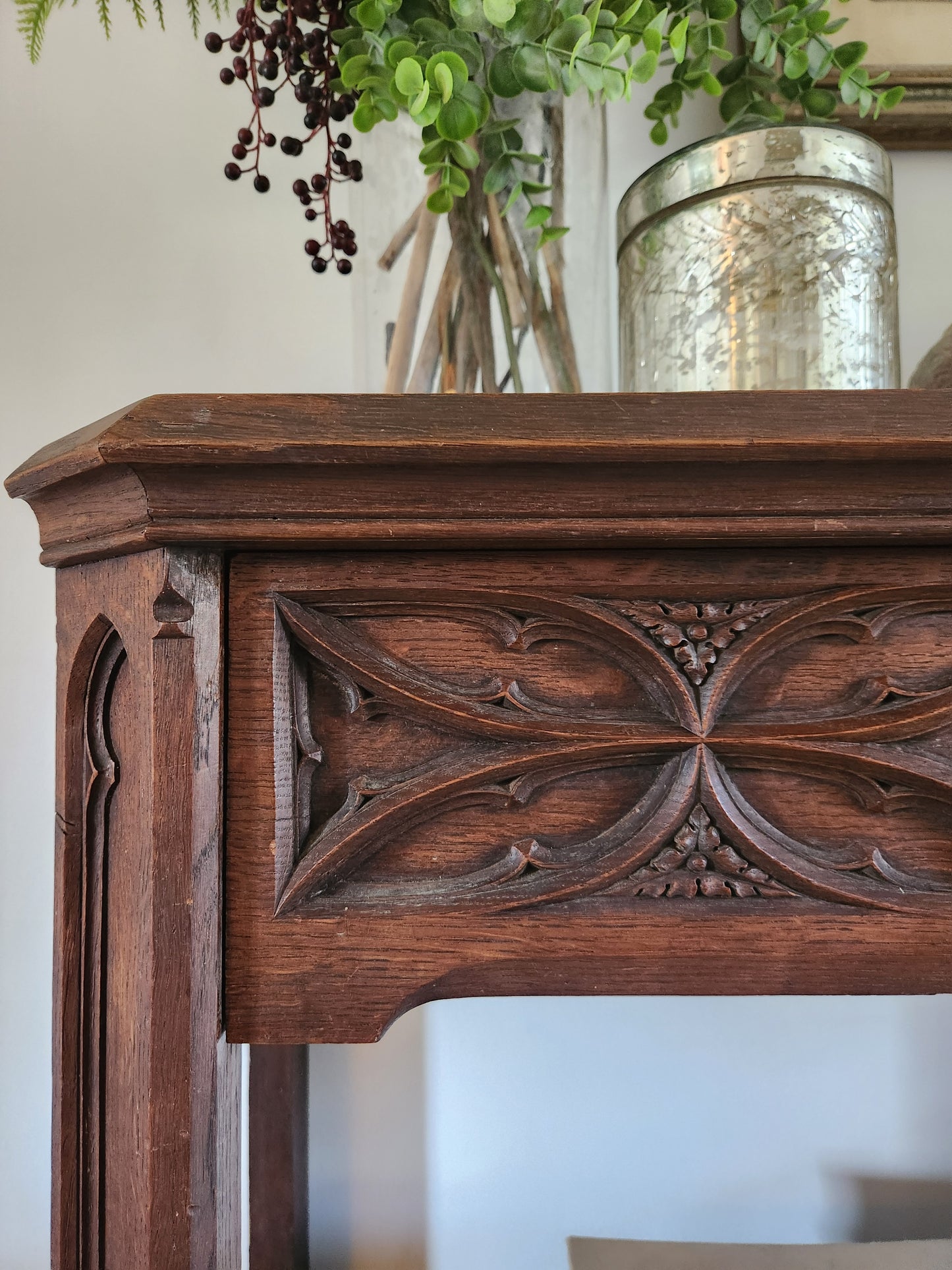 Console d'église française sculptée, 19ème