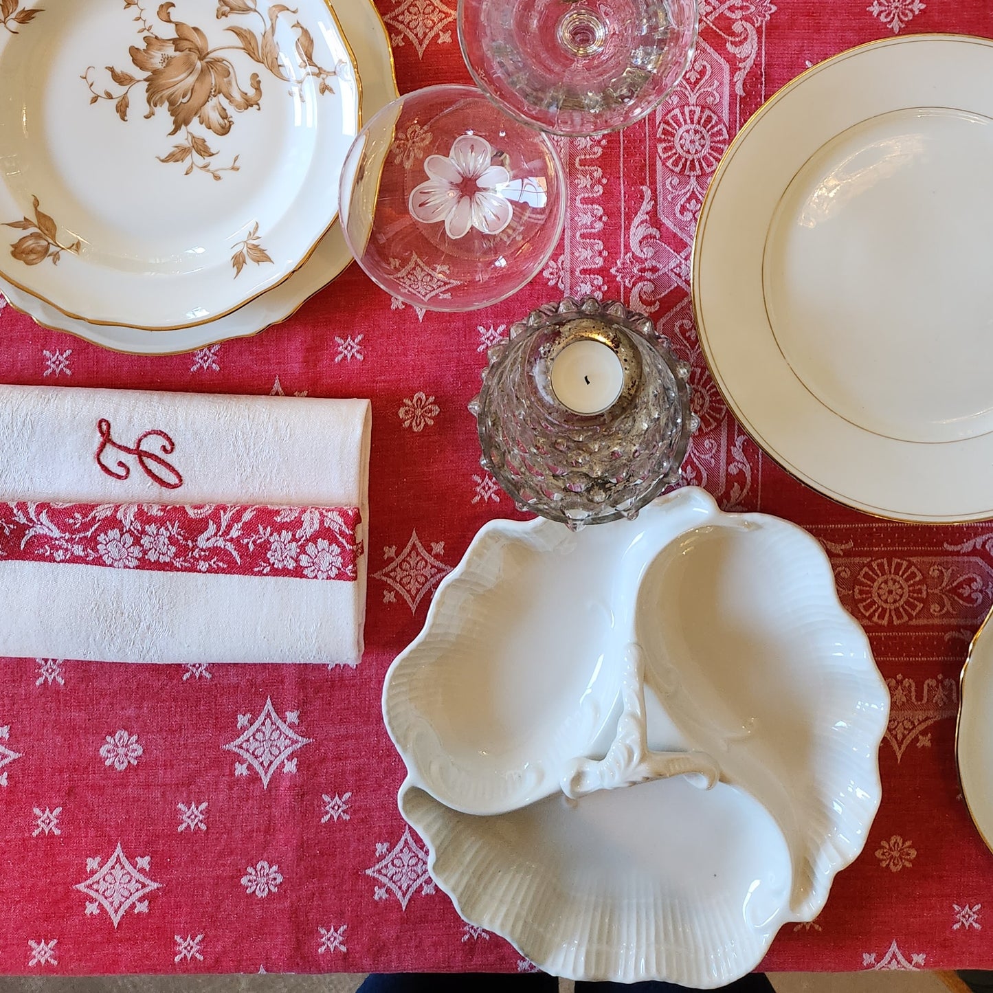 Serviteur en porcelaine