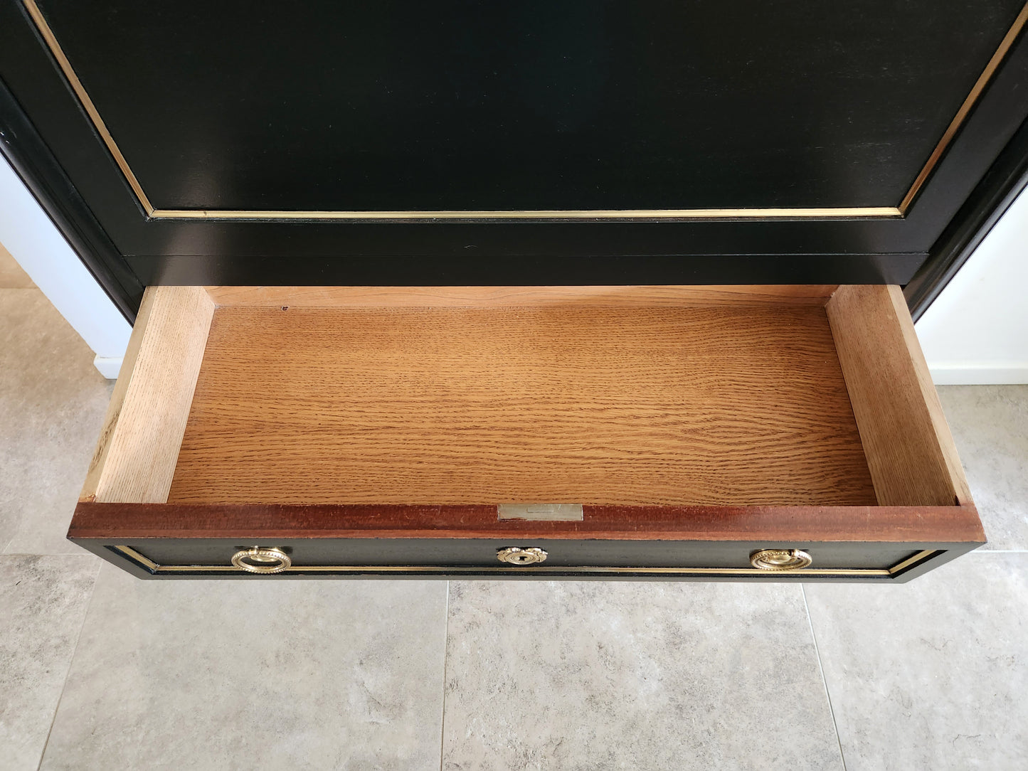 Secrétaire Louis XVI, marbre de Carrare, bronze.