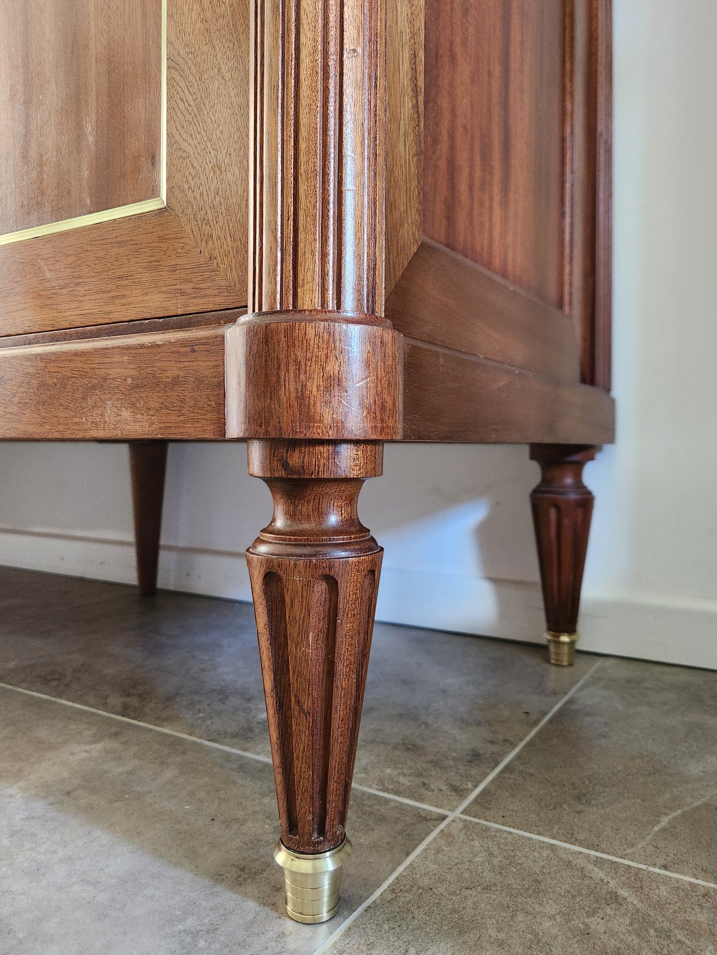 Buffet Louis XVI, Marbre de Carrare, Bronze.