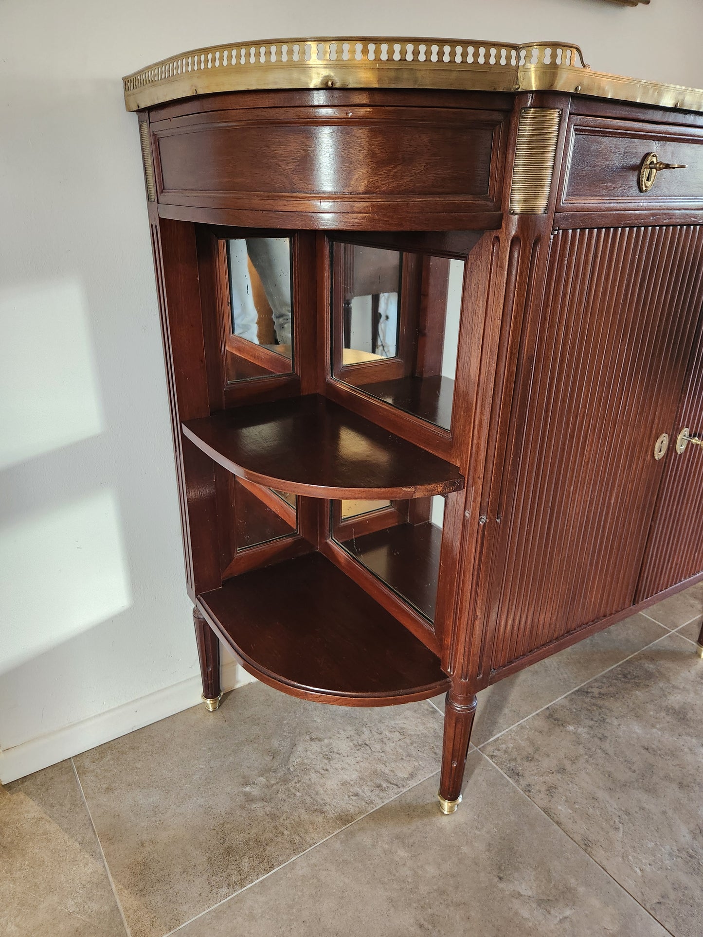 Buffet Vitrine Louis XVI