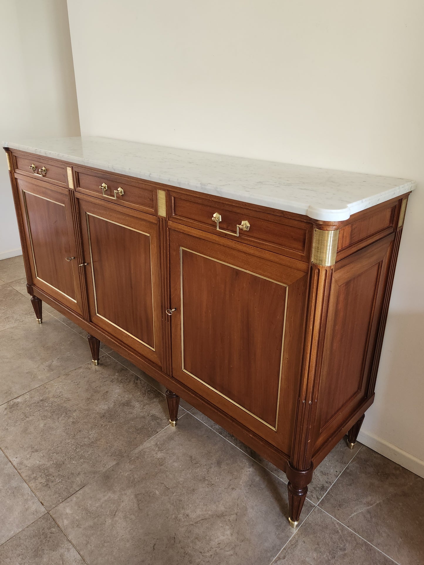 Buffet Louis XVI, Marbre de Carrare, Bronze.