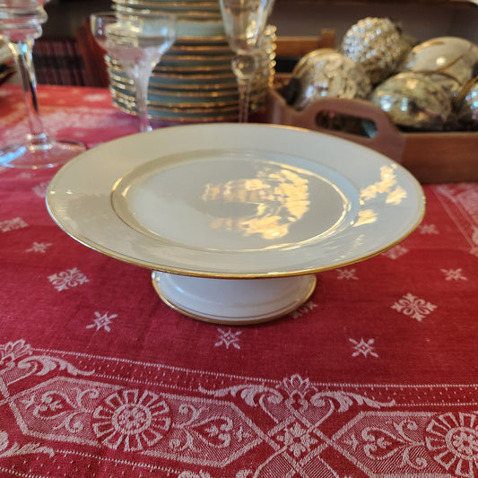 Plat en porcelaine