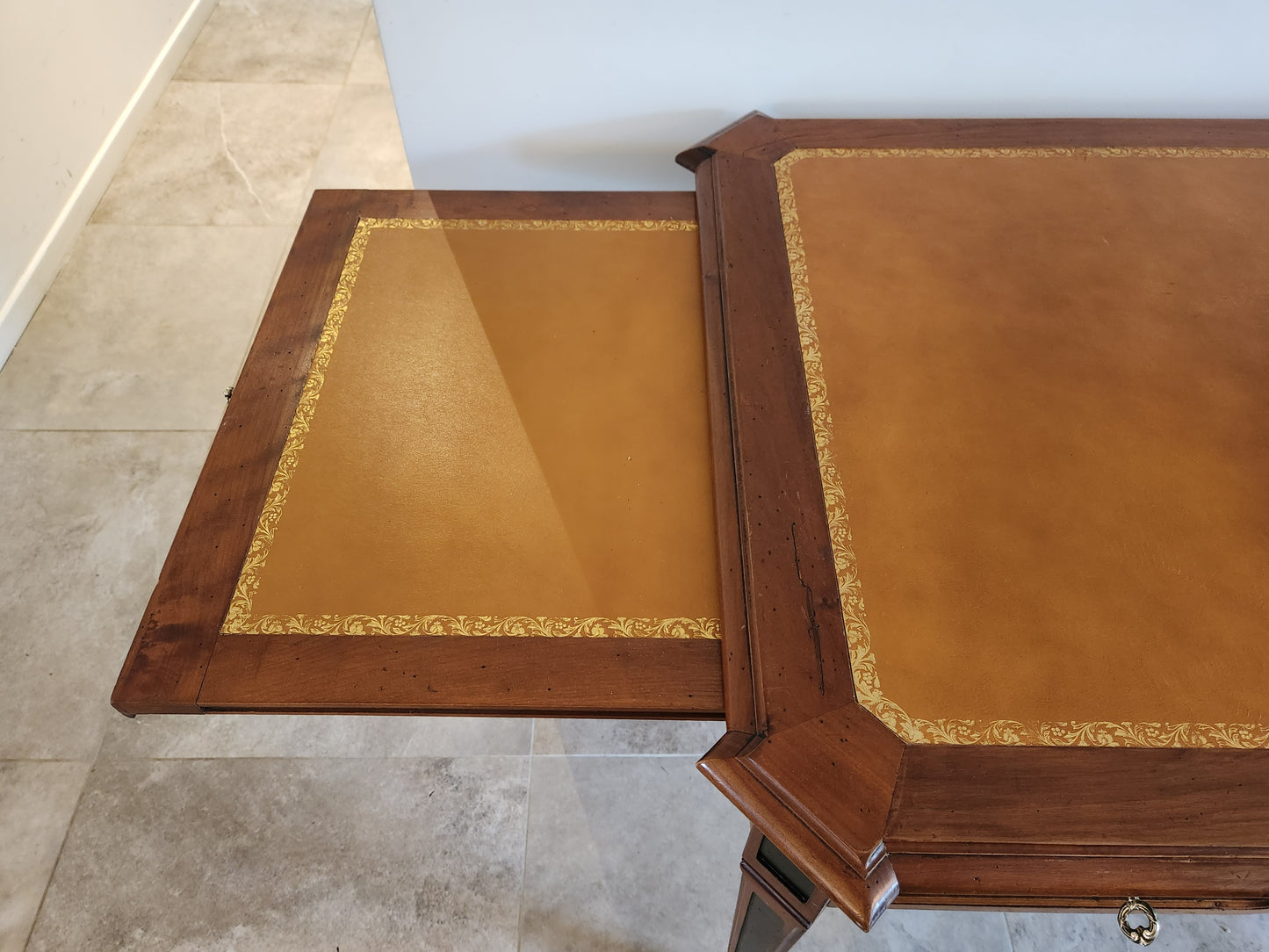 Bureau Louis XVI Cuir Cognac