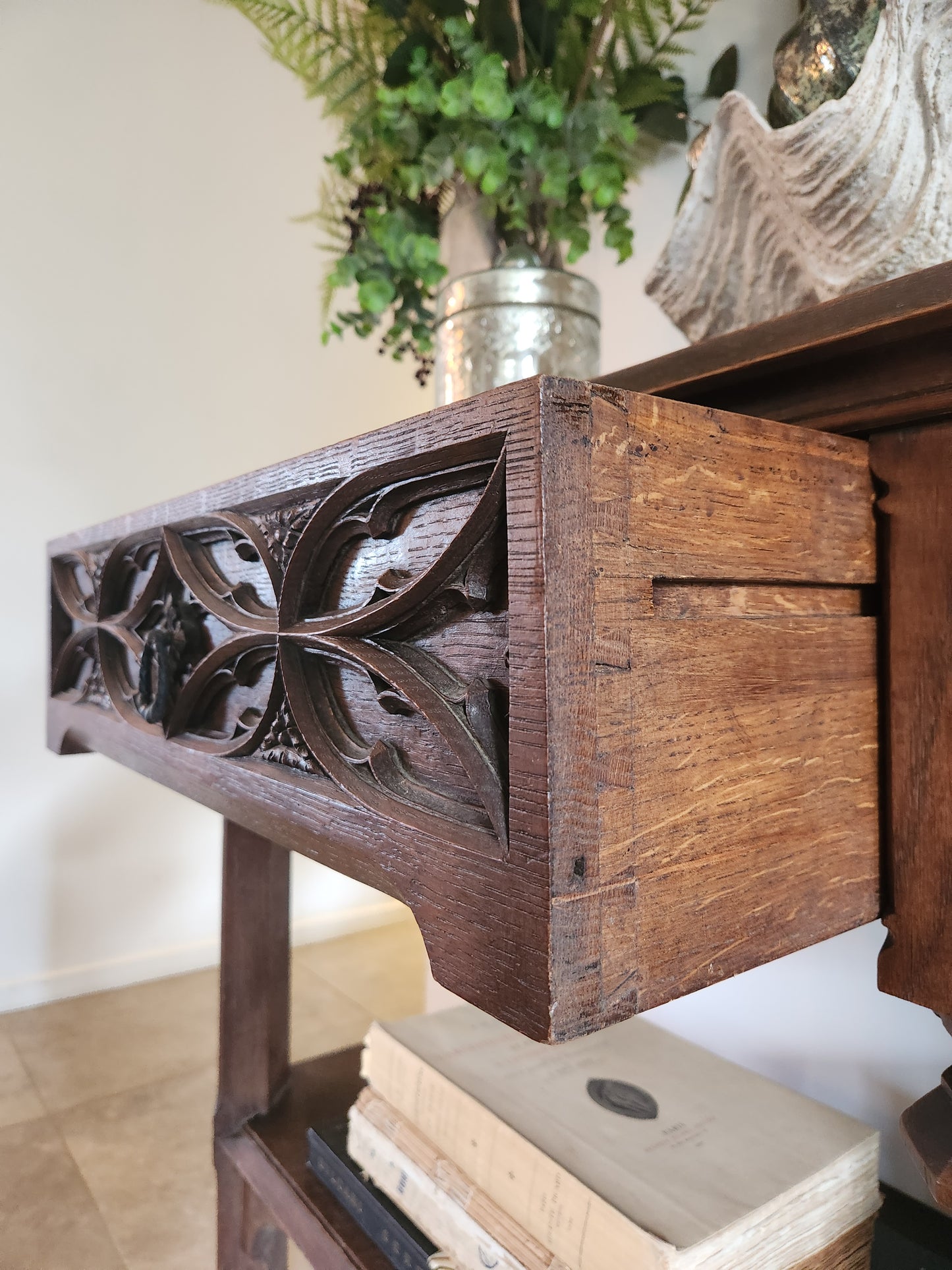 Console d'église française sculptée, 19ème